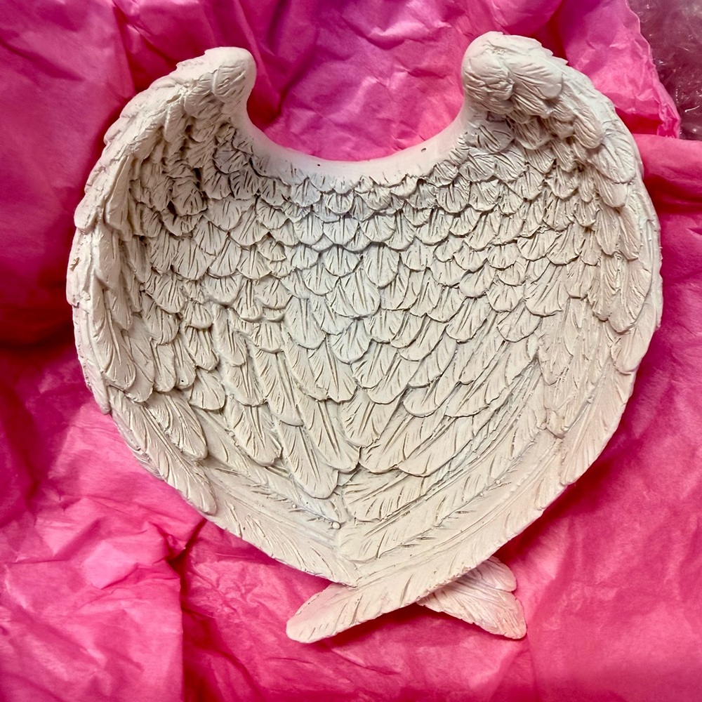 Decorative Puckator Angel Wings Bowl~Ivory Resin - Trinket/Crystal Dish~New